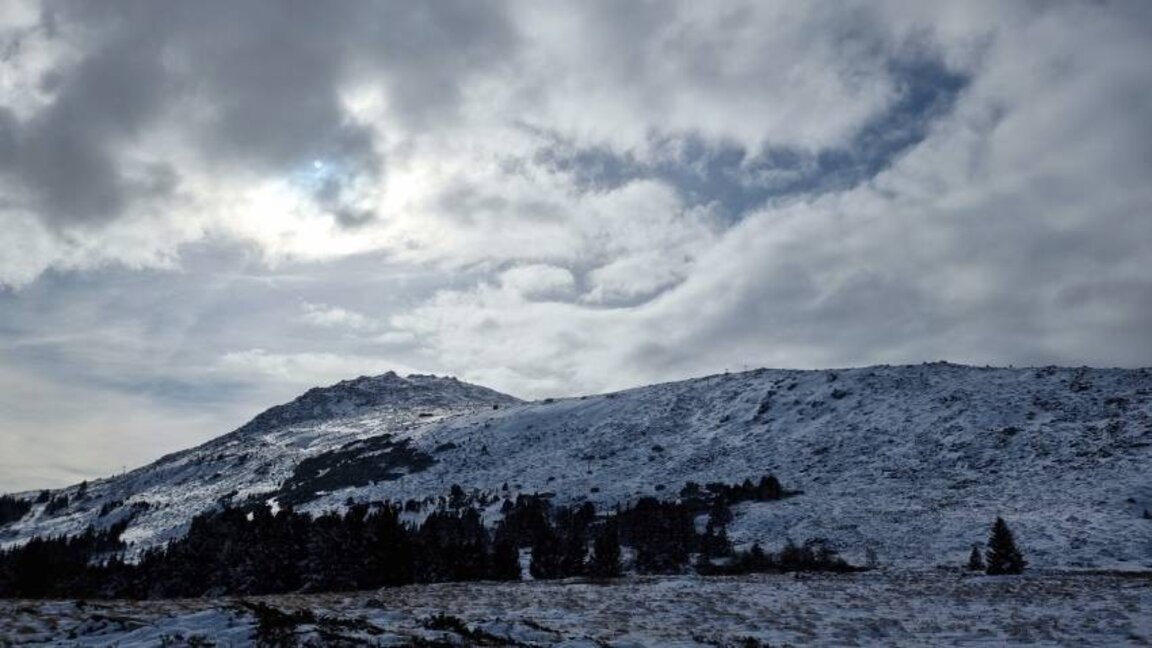 Cloudy weather and higher temperatures expected on Friday