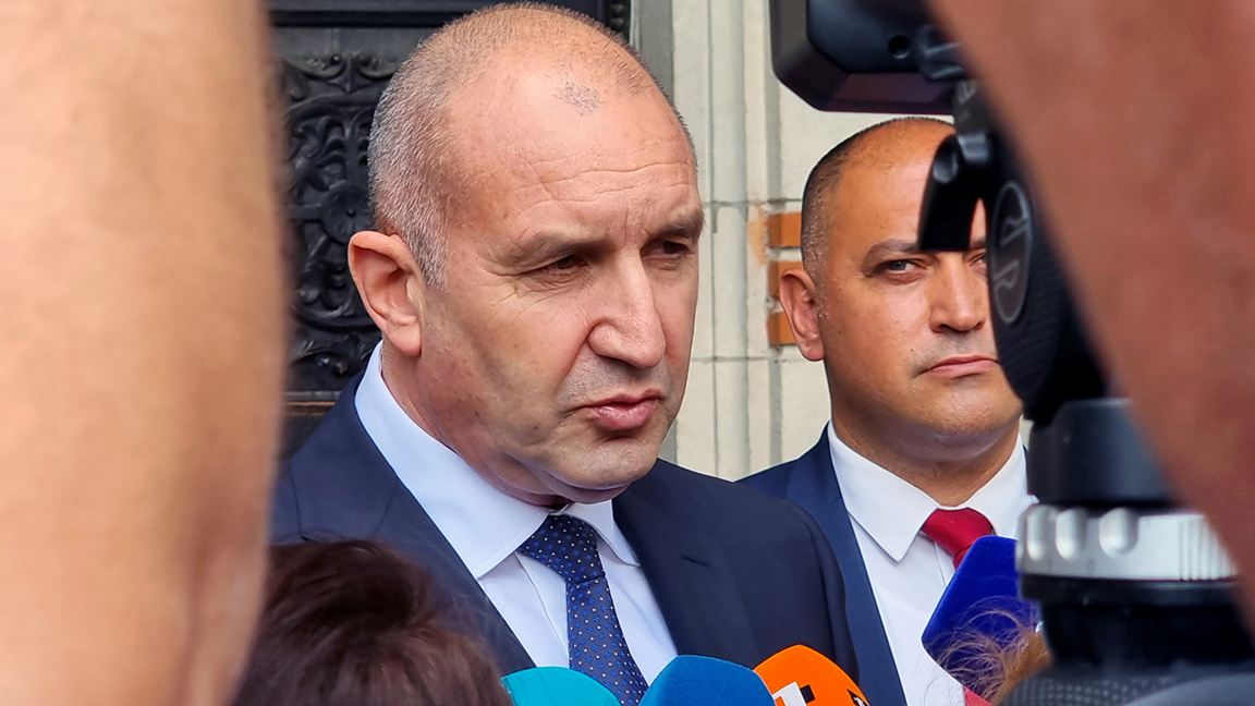 Rumen Radev: Deficiti buxhetor nuk mund të ulet menjëherë në 3%