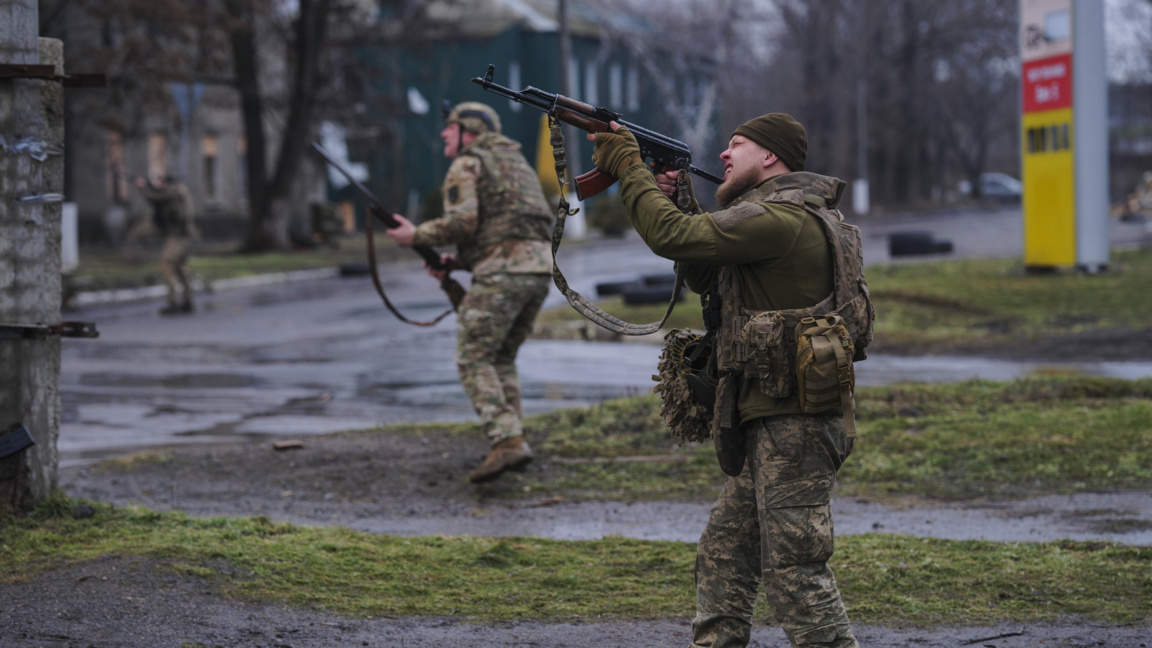 Бойци от украинската армия в Донецка област на Украйна, 25 февруари 2026 г.