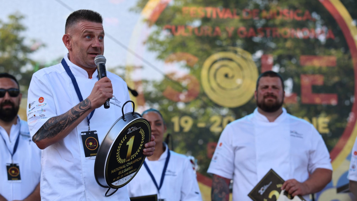 Nikolay Genchev will represent Bulgaria in the World Paella Championship final