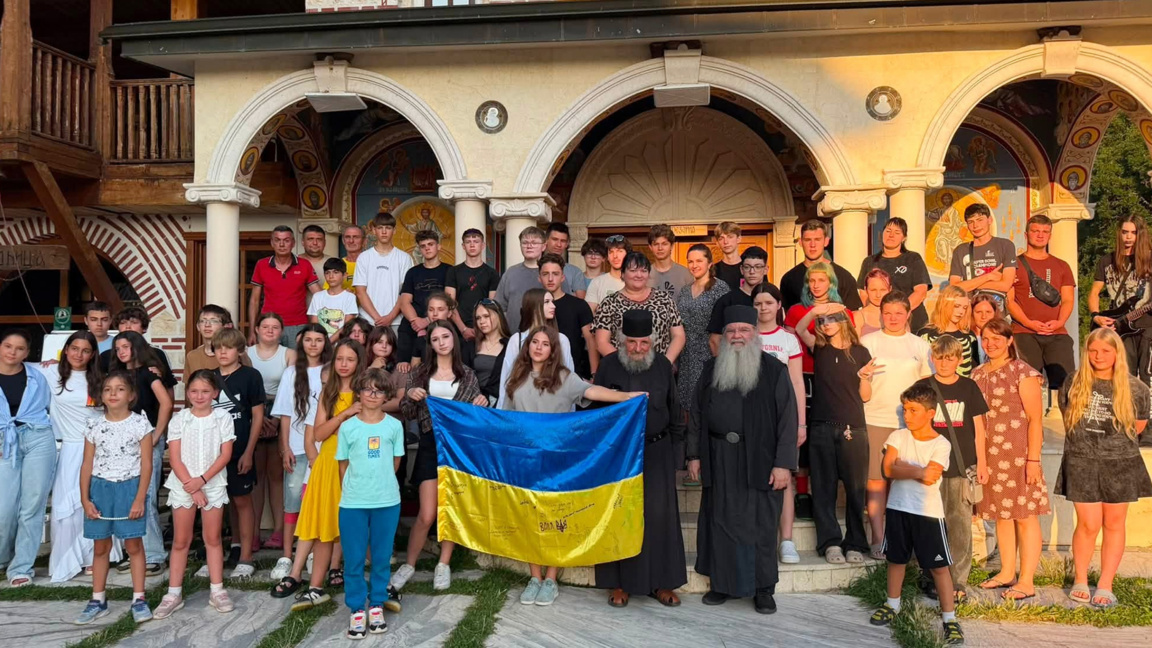 Църногорският манастир отново посрещна украински деца от област Суми