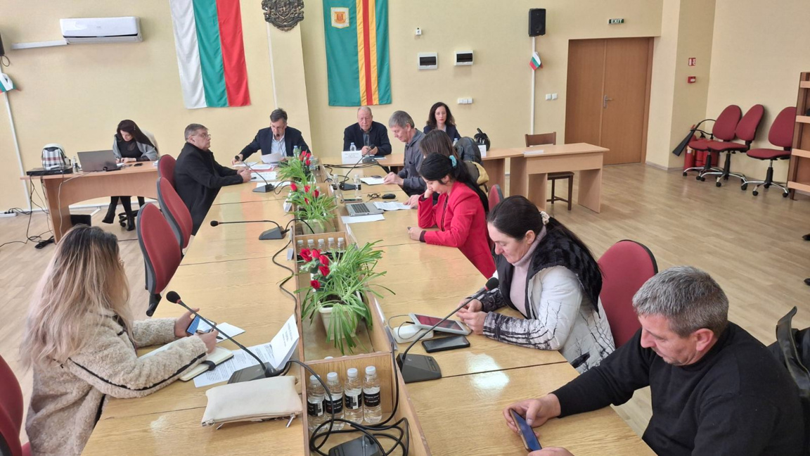 Общинският съвет в Болярово отдаде под наем пасища и мери