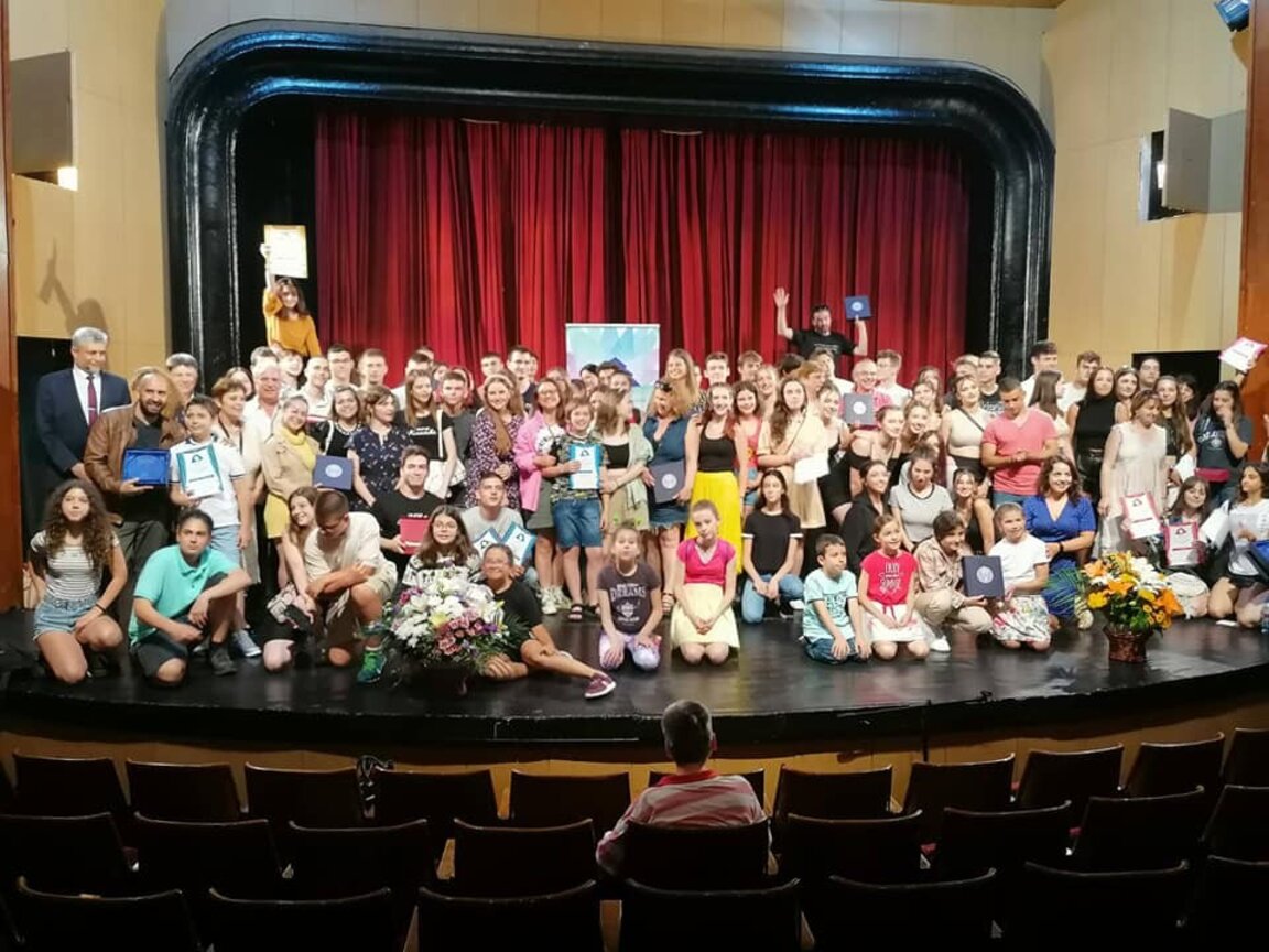 Ученици от цялата страна се включват в театралния фестивал в Сливен