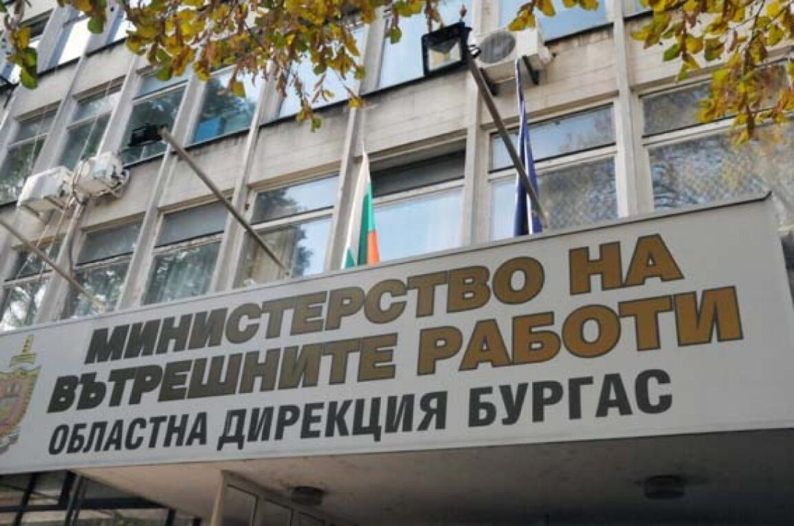 Системите за регистрация на МПС в Бургас отново работят