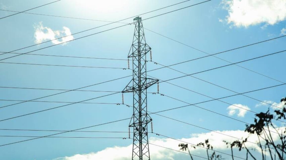 Comisia de energie a Adunării Naționale amână liberalizarea totală a pieței de electricitate
