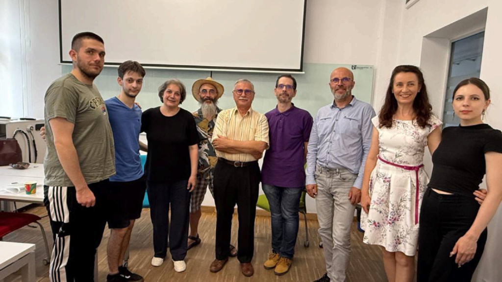 Предавати бугарски језик у Банату 