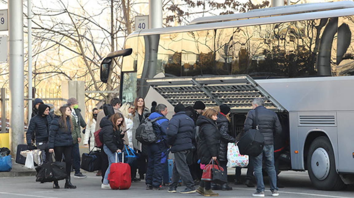 Автобусните превозвачи настояват за компенсации от държавата