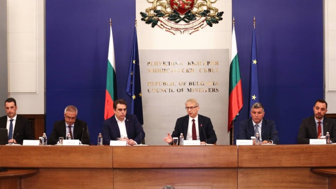 Денков: Концесията на пристанище "Росенец" може да бъде прекратена