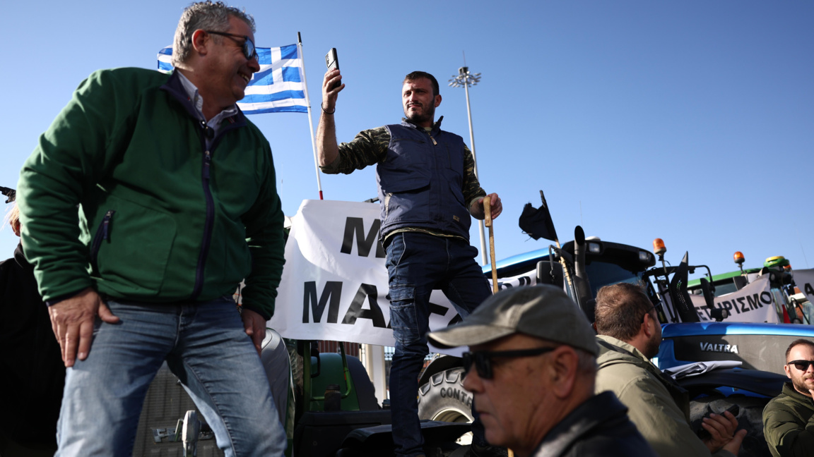 Гръцките фермери засега няма да преговарят с правителството