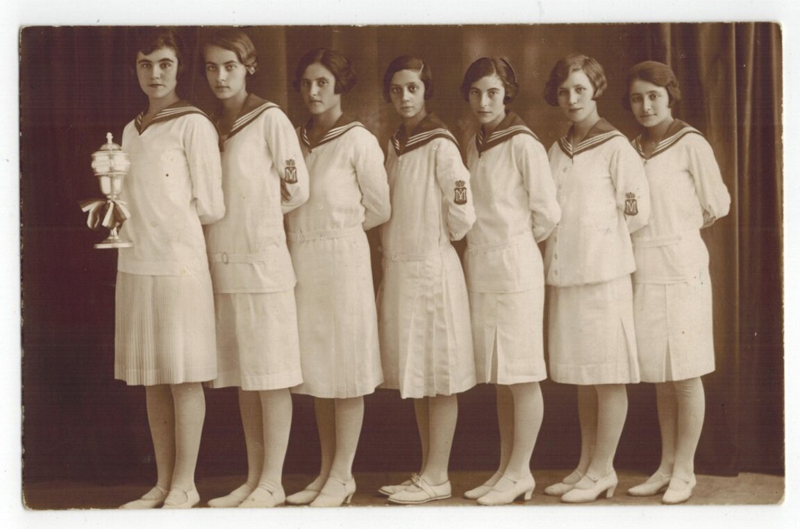 Продължава събирането на спомени за Девическата гимназия във Варна