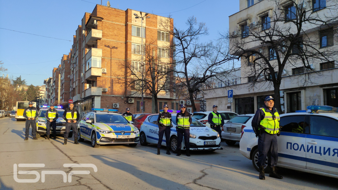 Във Велико Търново отбелязаха Международния ден в памет на загиналите полицаи
