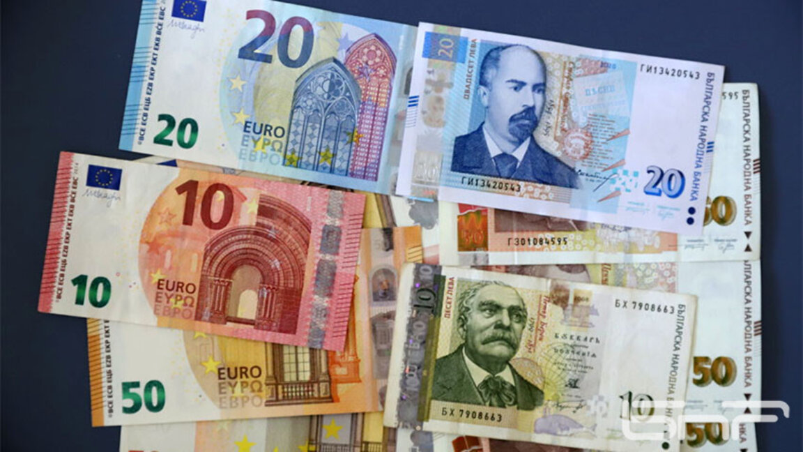 Bullgaria ka përmbushur kriterin e fundit për hyrjen në eurozonë prej 3% deficit buxhetor