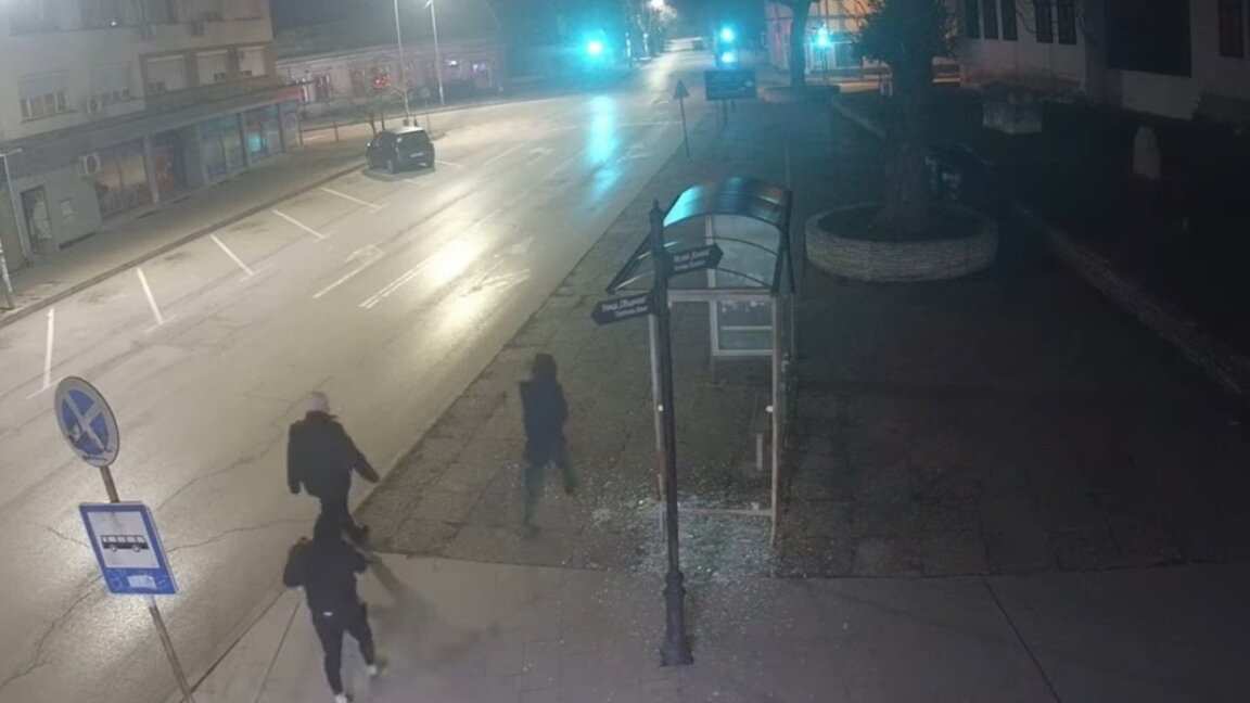 Полицията разследва вандалски акт във Видин