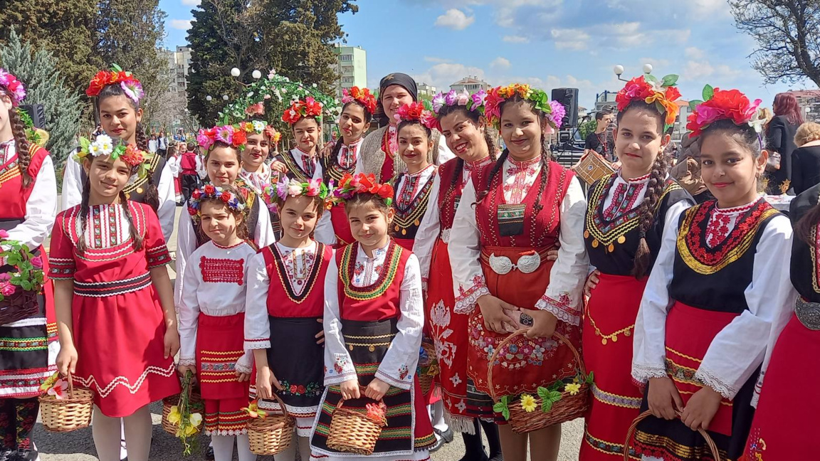 Детски фолклорен празник събра близо 700 участници в Стара Загора