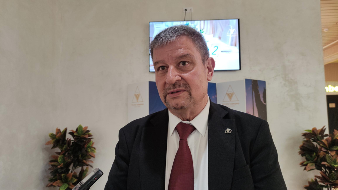 Юлиян Петров, председател на синдикат "Образование“