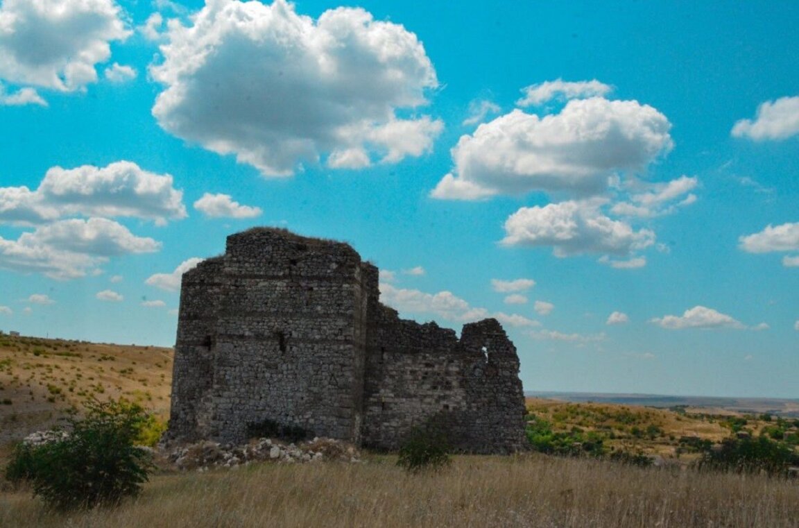 Крепостта Букелон