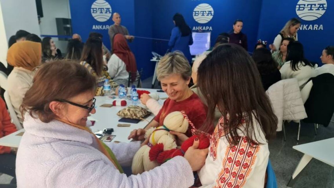 Ankara’da Marteniçka atölyesine göçmenlerden büyük ilgi