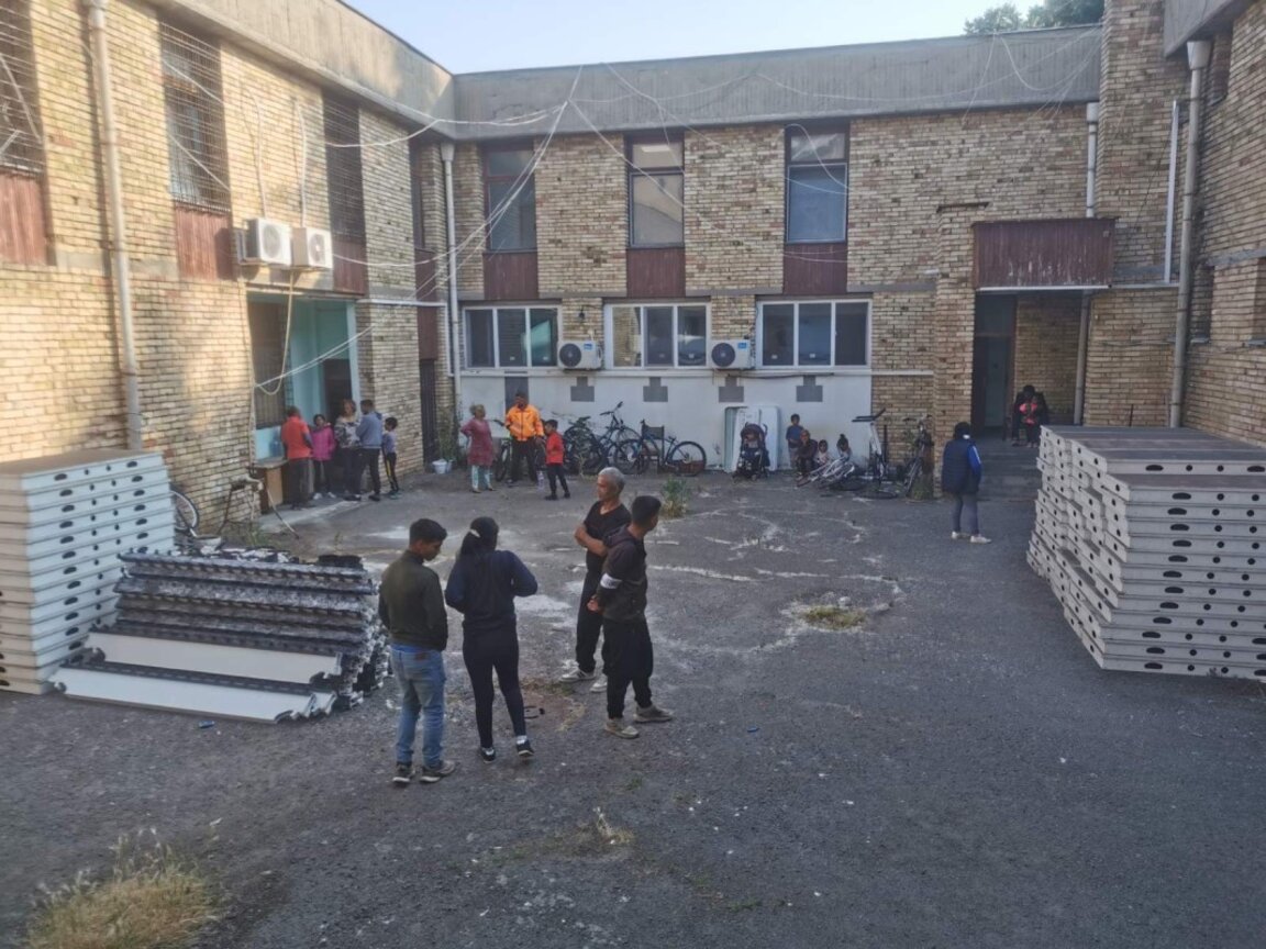 Полицията установи незаконно настанили се в Слънчев бряг
