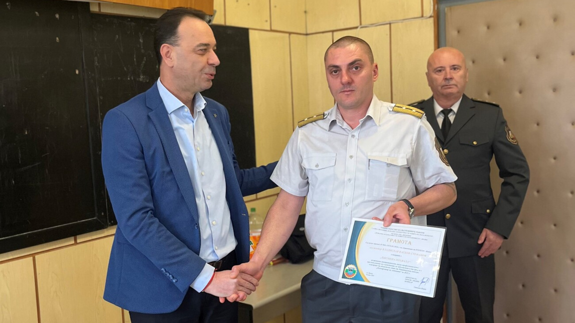 Огнеборци от Видинско с призове от областния конкурс "Пожарникар на годината"