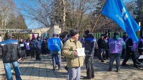 Работниците от военния завод "Терем-Хан Крум" започват безсрочни протести