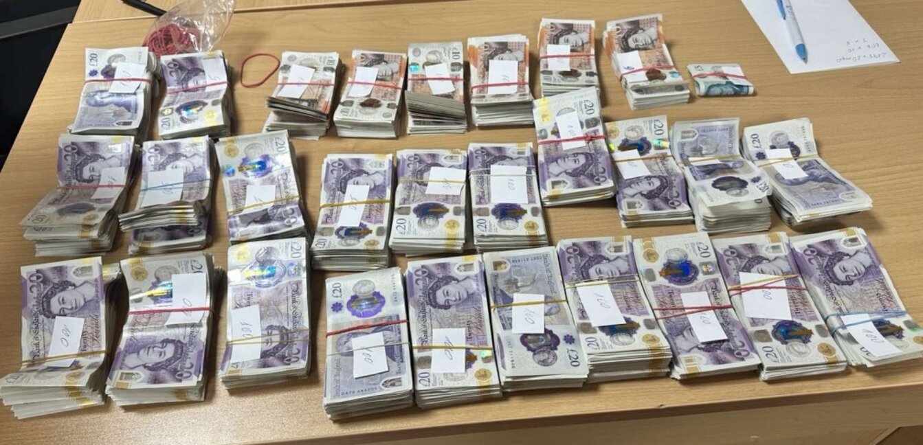 Недекларирани 50 000 британски лири във въздуховода на камион откриха на МП "Капитан Андреево"