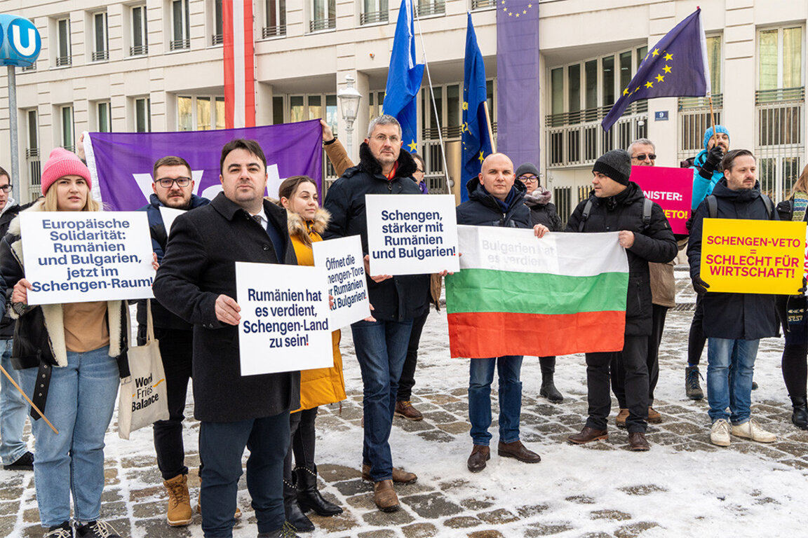 Manifestation à Vienne contre le veto sur l’adhésion de la Bulgarie à Schengen