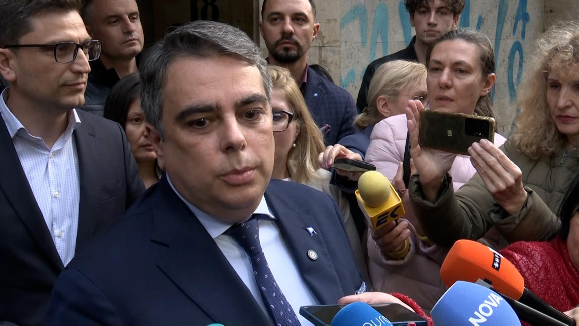 ПП и ДБ ще регистрират отделни парламентарни групи