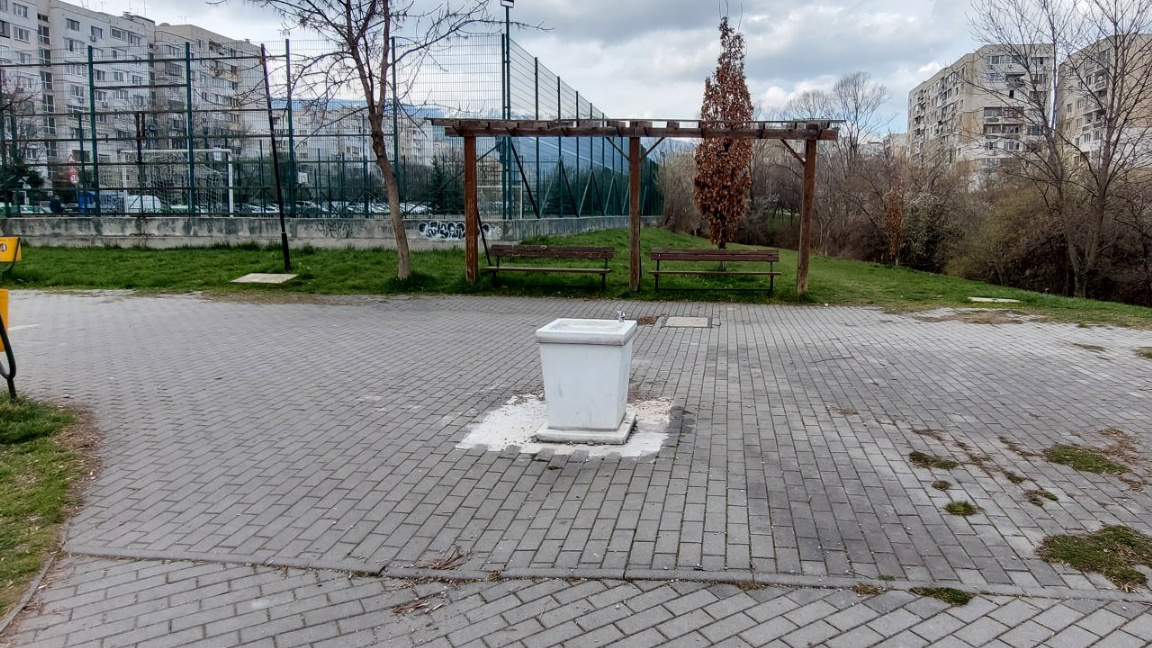 Ремонтираха и вече работят част от градските чешми в "Младост"