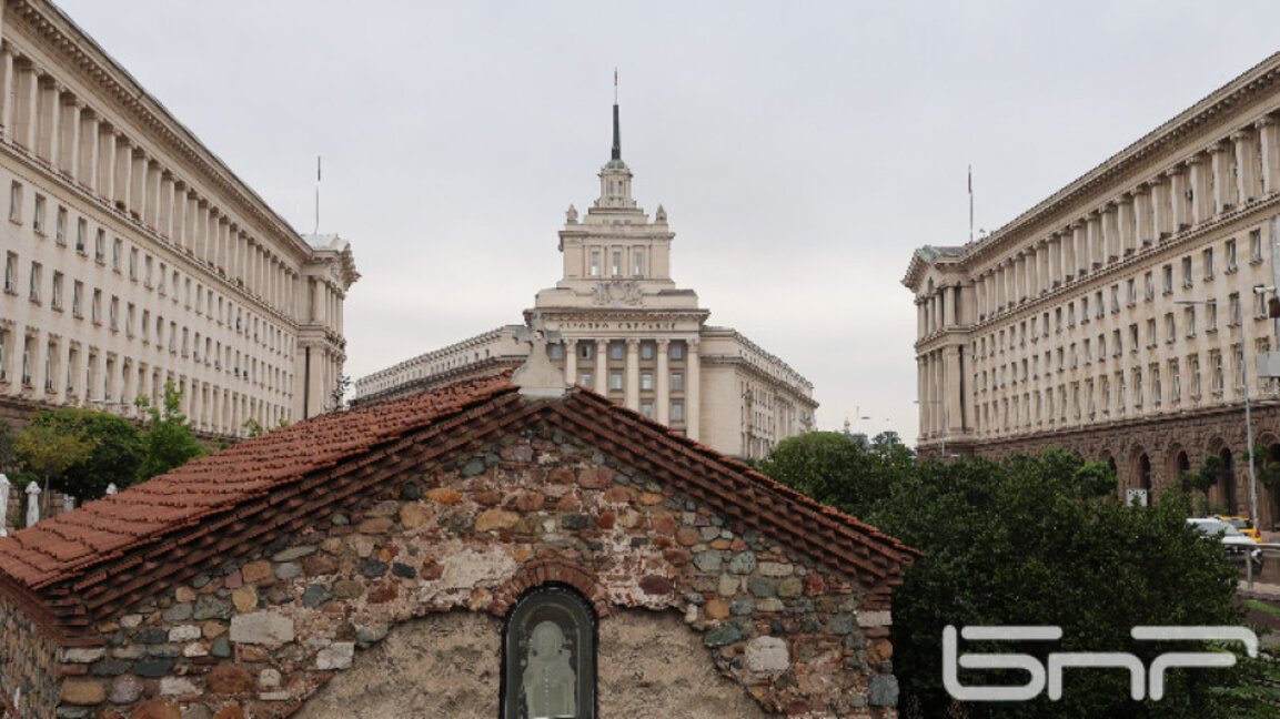 Шестима министри ще се включат в парламентарния контрол