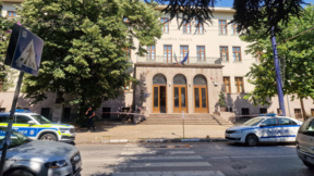 Сигнал за бомба затвори Съдебната палата в Пазарджик