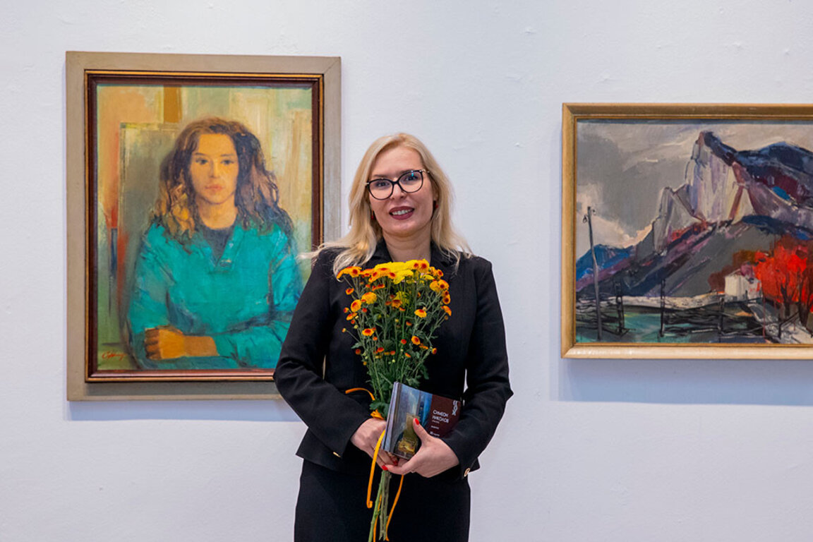 Доц. Сузана Николова