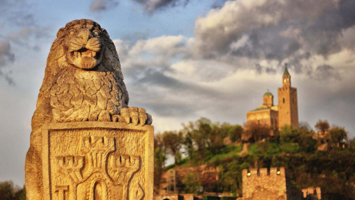 Bağımsızlık ilanının 118. yılında Veliko Tırnovo turistleri bekliyor