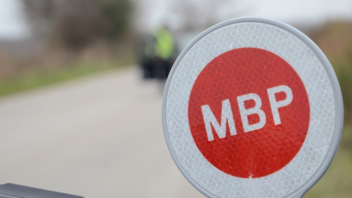 Шофьор с 2,43 промила и без книжка задържаха във варненско село