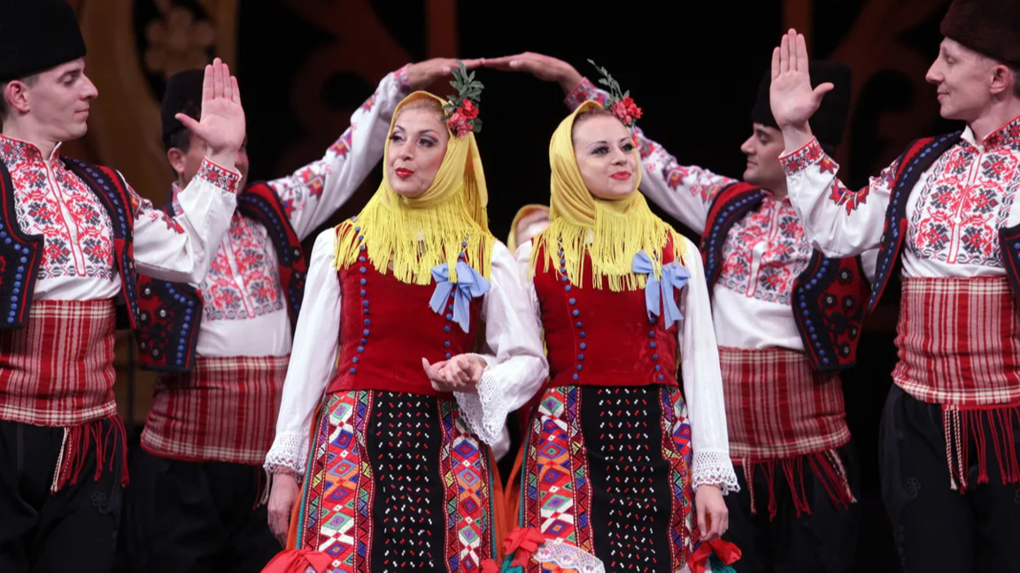Ансамбъл „Тракия“ представя премиерата на спектакъла „Край Марица“ в Бургас