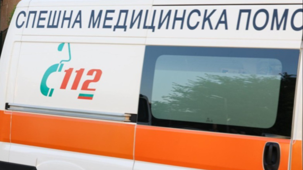 Спешна медицинска помощ линейка