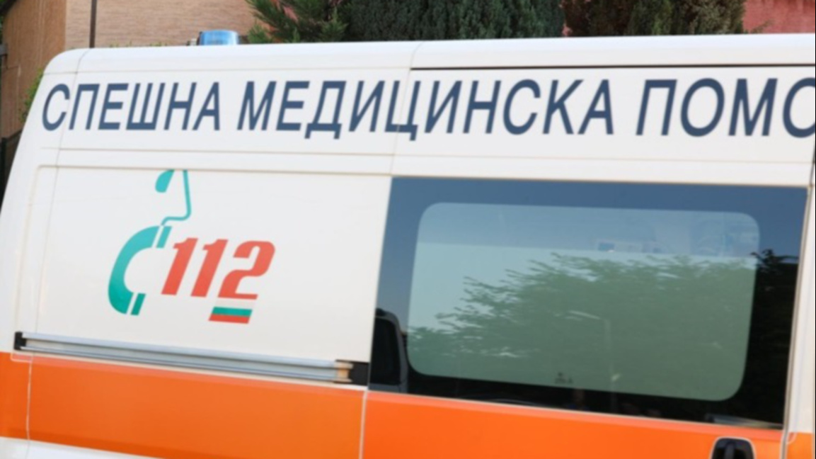 Спешна медицинска помощ линейка