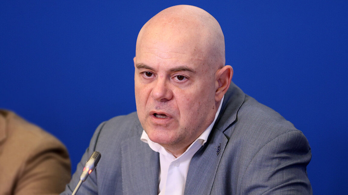 L’ancien procureur général appelle à des négociations de paix en Ukraine