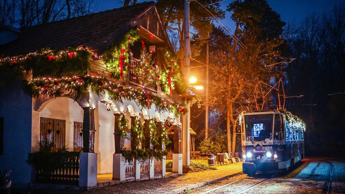 La légendaire station de tram "La Griotte" bichonnée pour Noël