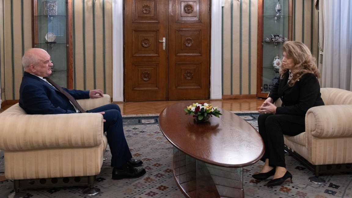Cinco candidatos dicen “sí” al cargo de primer ministro en funciones