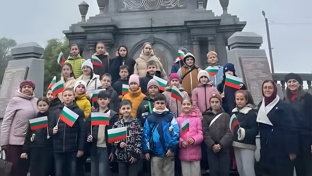 Молодые бессарабские болгары знакомятся со своими корнями