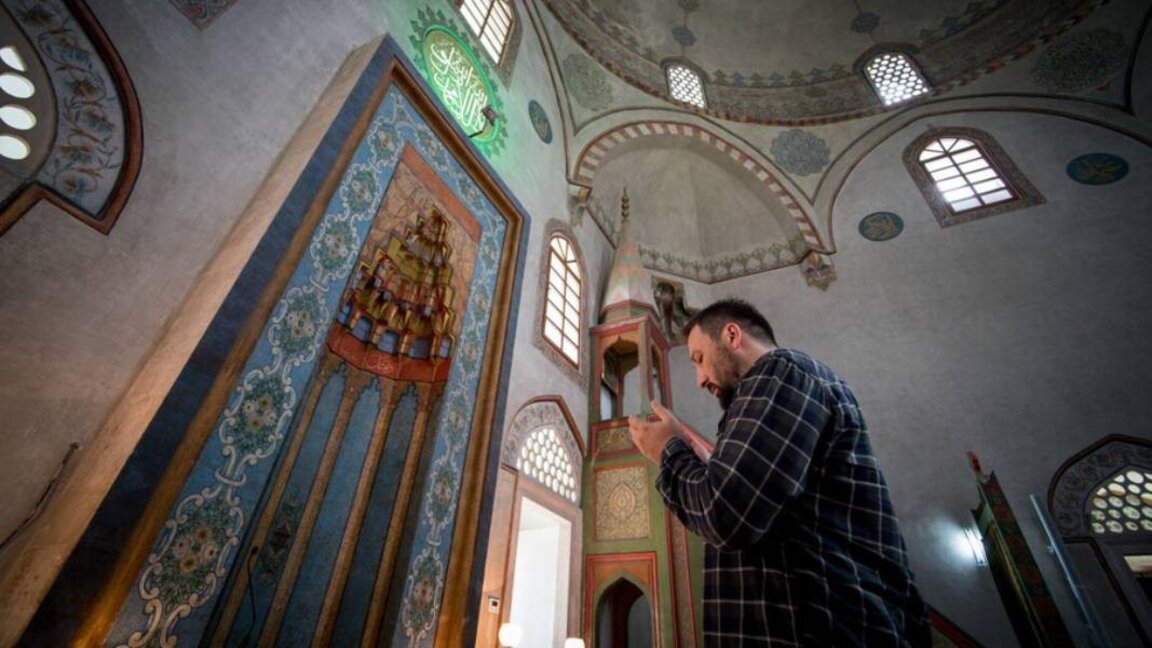 Cuma öğleden sonra