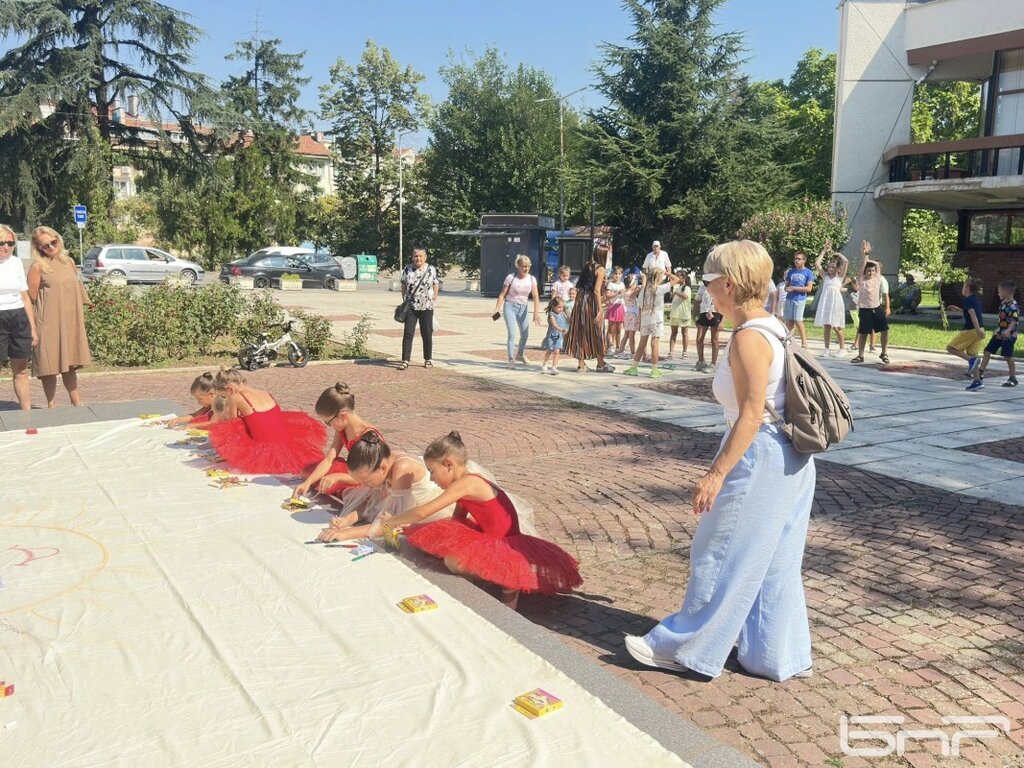 Със спомени от лятото закриха "Лятна академия 2025" в Благоевград