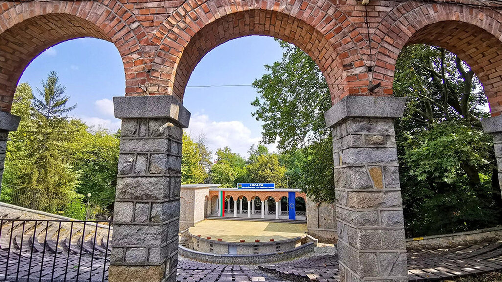 “Kujtim” i këngëtarit Vasill Petrov