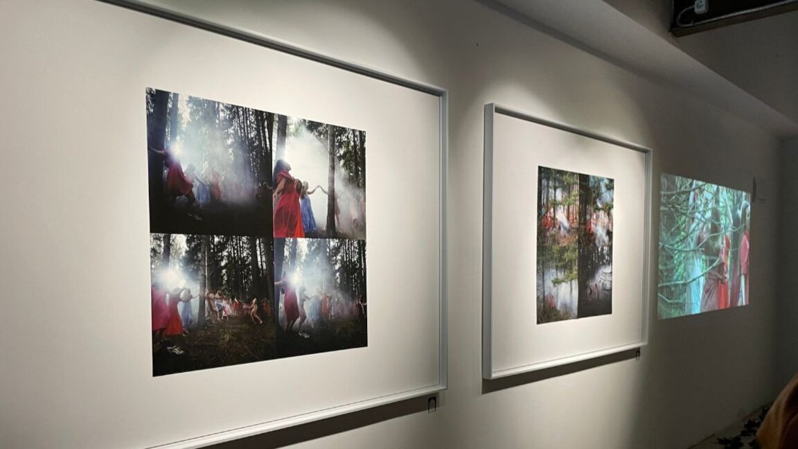 Exposition de la photographe Elina Kéchichéva sur les femmes bulgares ayant survécu aux violences familiales