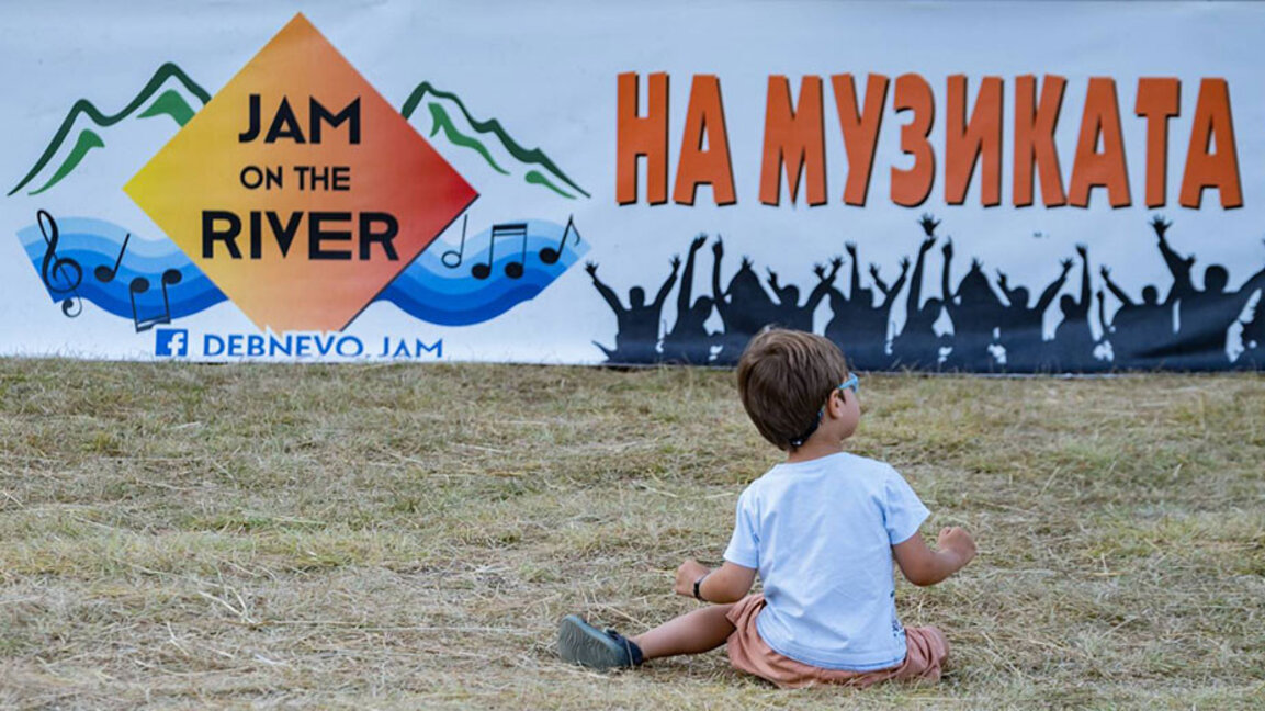 Международният фестивал на музиката и изкуствата Jam on the River за шести път