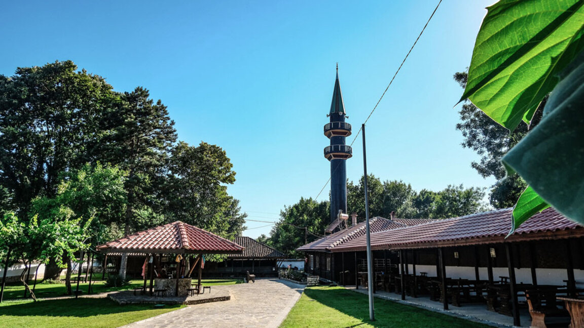 Kırkovo Belediyesi'nde “Yedi Kızlar” Camii'nde 6 Mayıs’ta okutulacak mevlid hazırlıkları sürüyor
